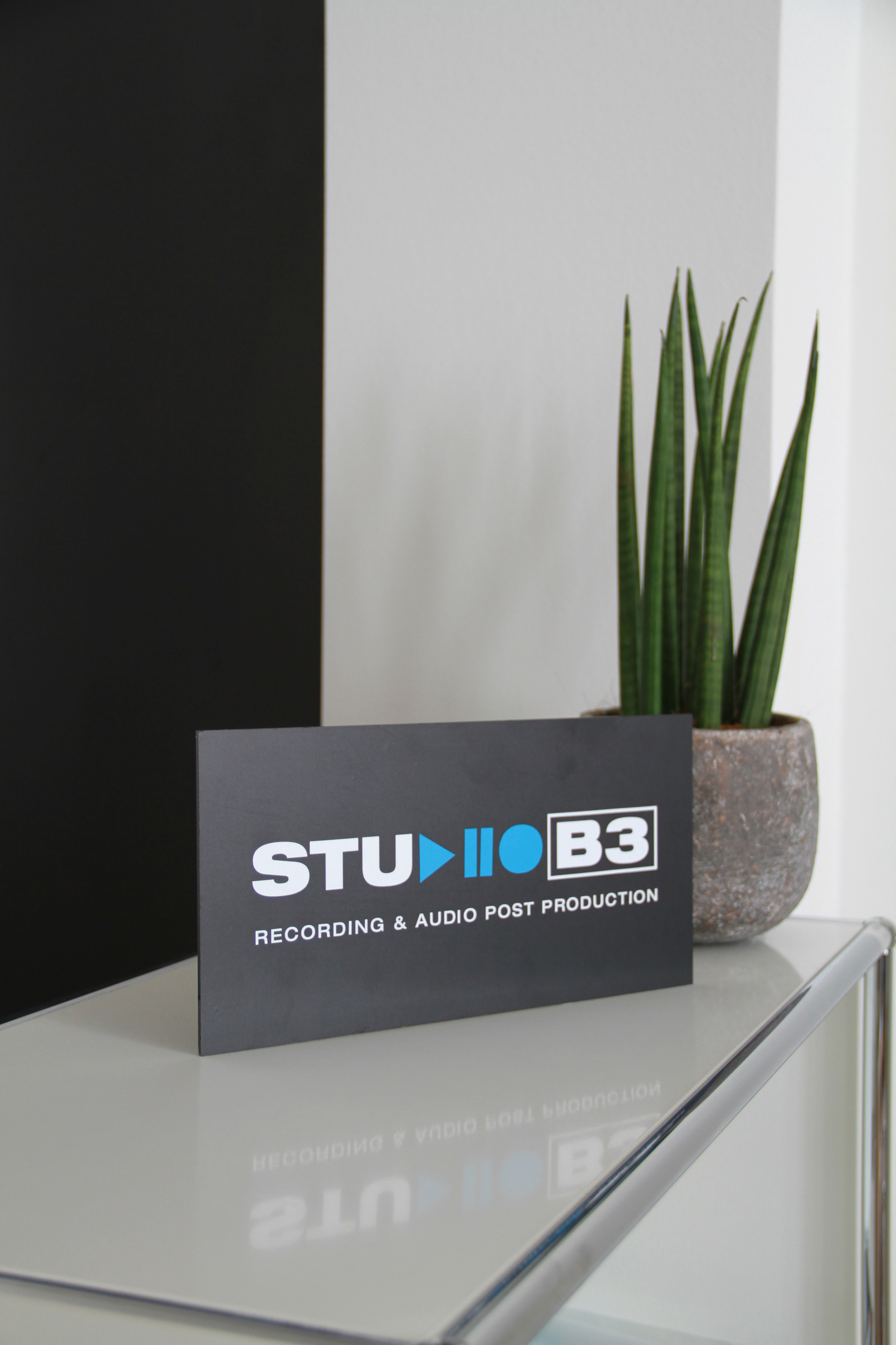 Studio B3